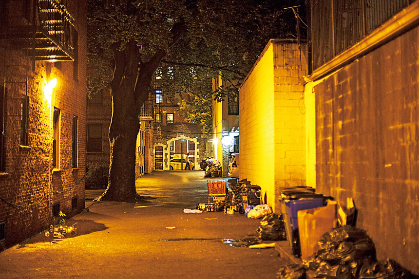 警方今年迄今已接獲高達316宗隨地便溺的投訴。 Kevin Hagen/紐約時報