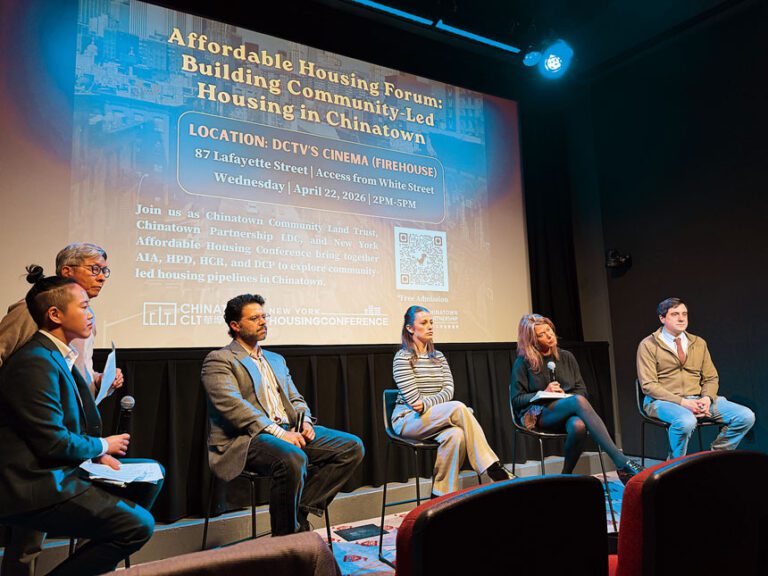 「可負擔住房論壇：「在華埠打造社區主導型的住房」研討會的主講者。
