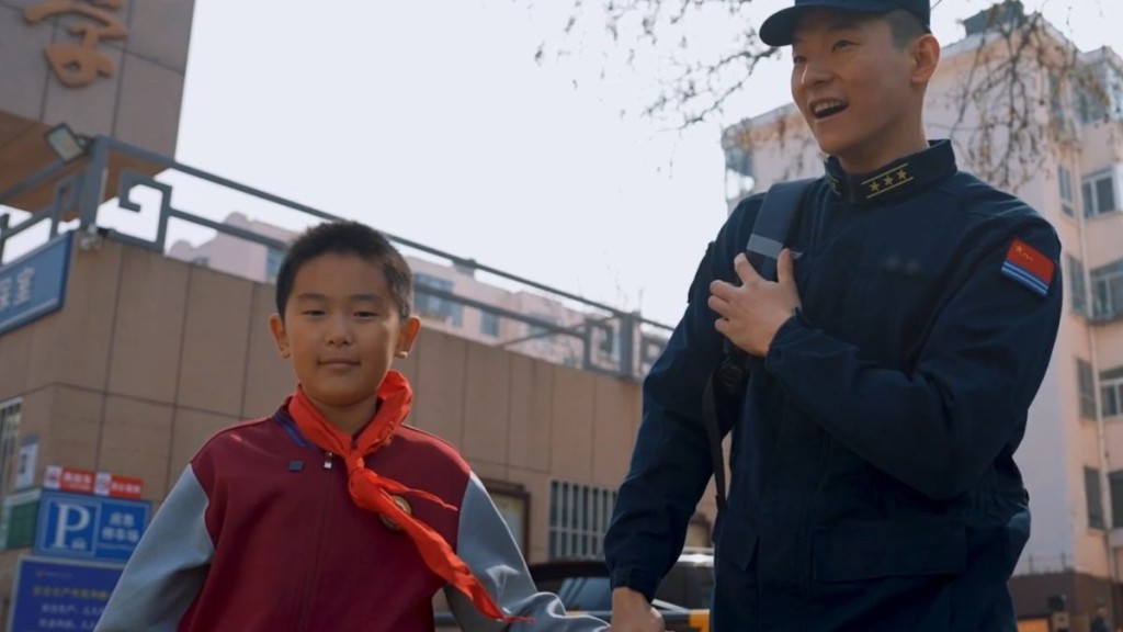 解放軍宣傳片《向大洋》引熱議 網民解讀第四艘航母與台海訊息