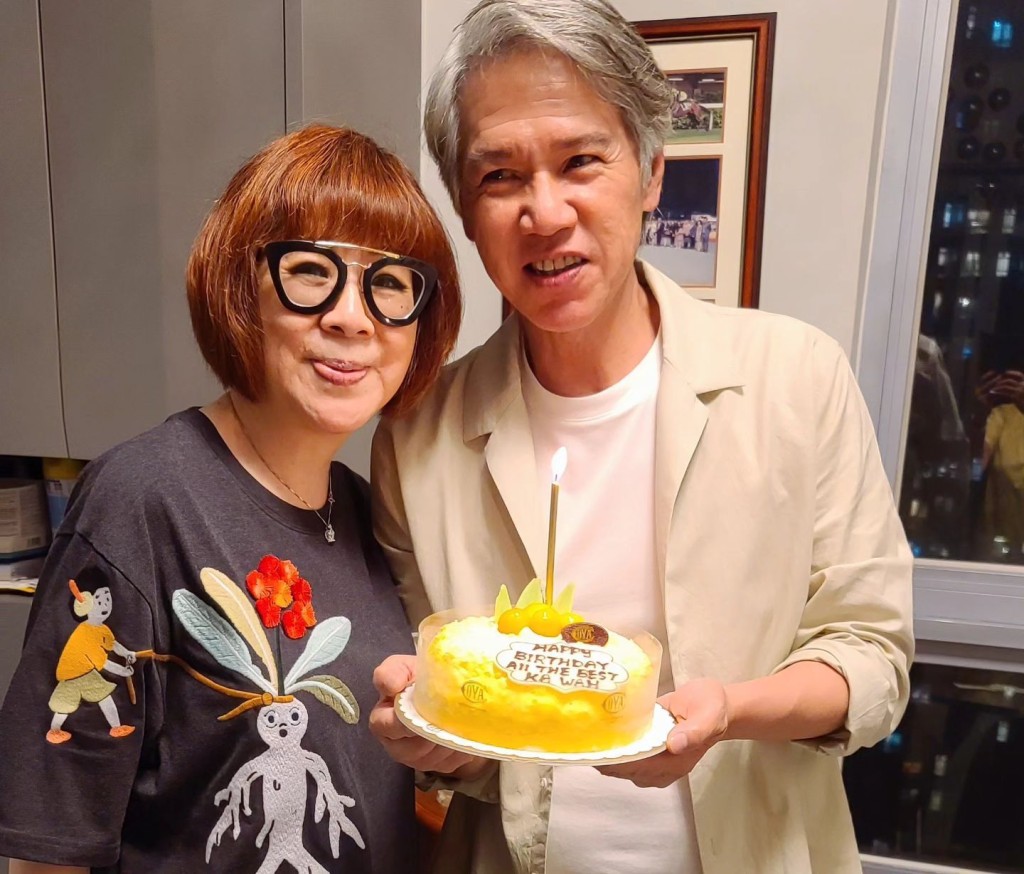 太太劉寶珍經常陪伴在林嘉華身邊。