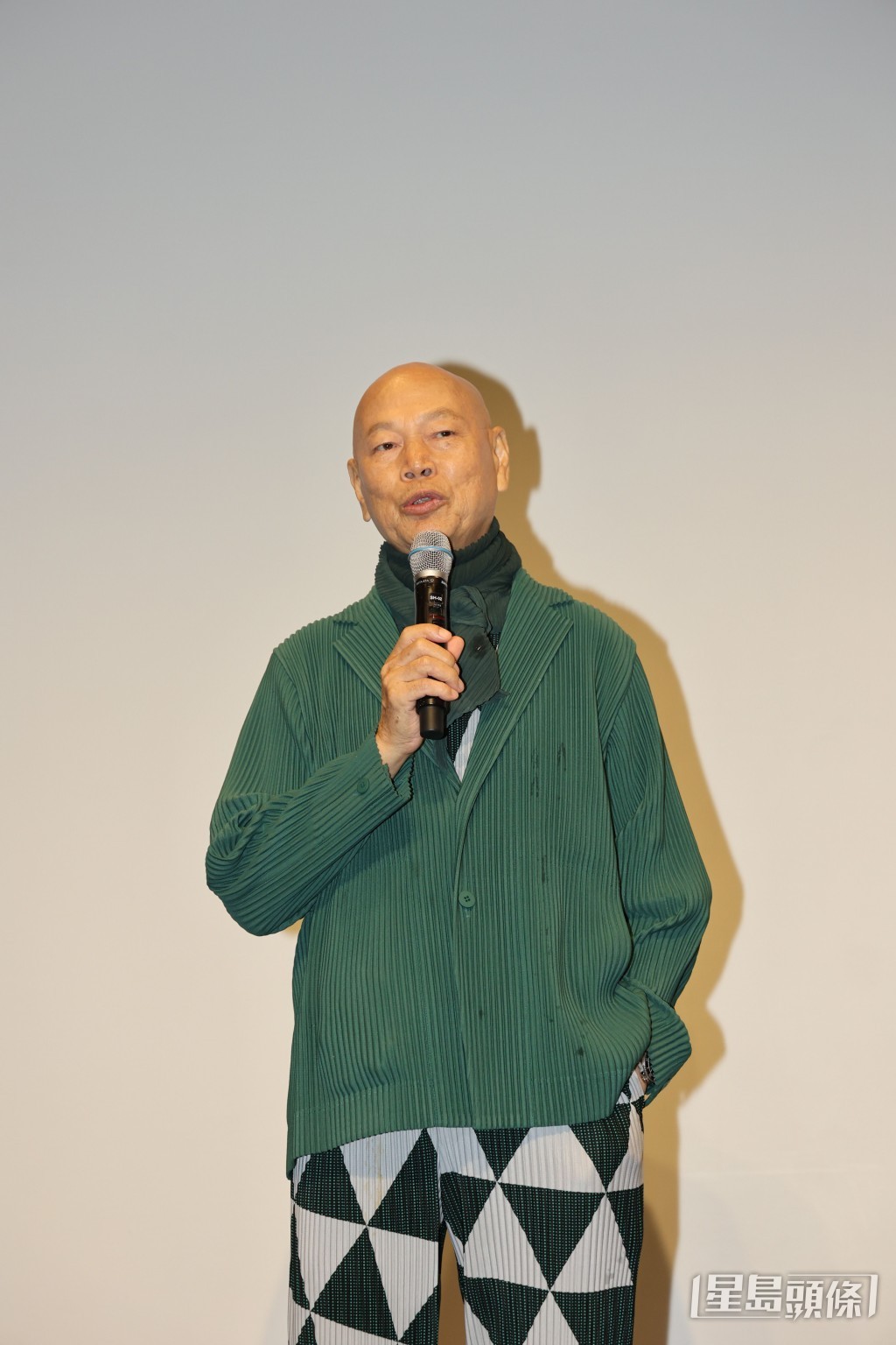 為慶祝八十大壽，行哥特別策劃「八十光影醉藝壇」系列。