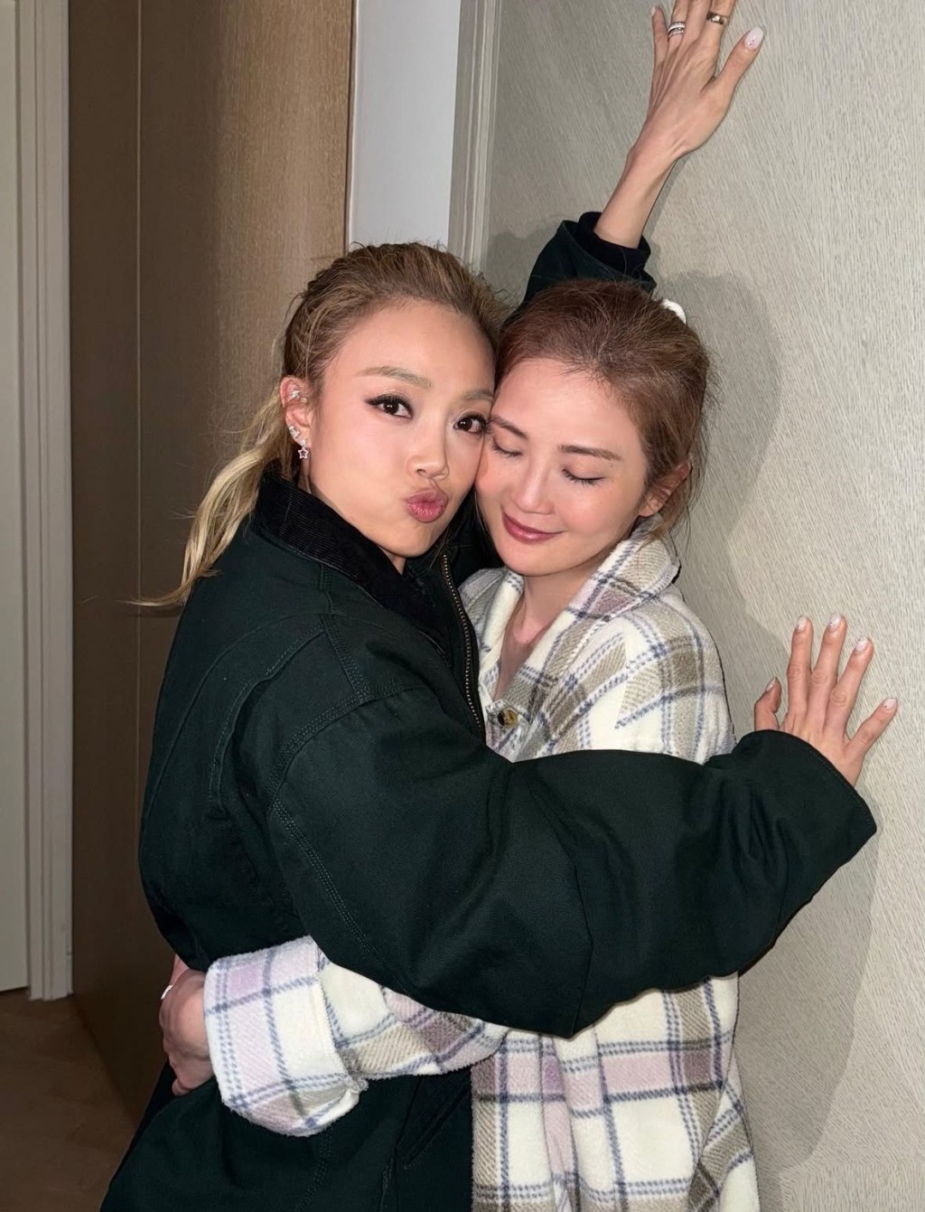 對於阿Sa提及曾被診斷「輕微中風」，容祖兒表示非常心痛。