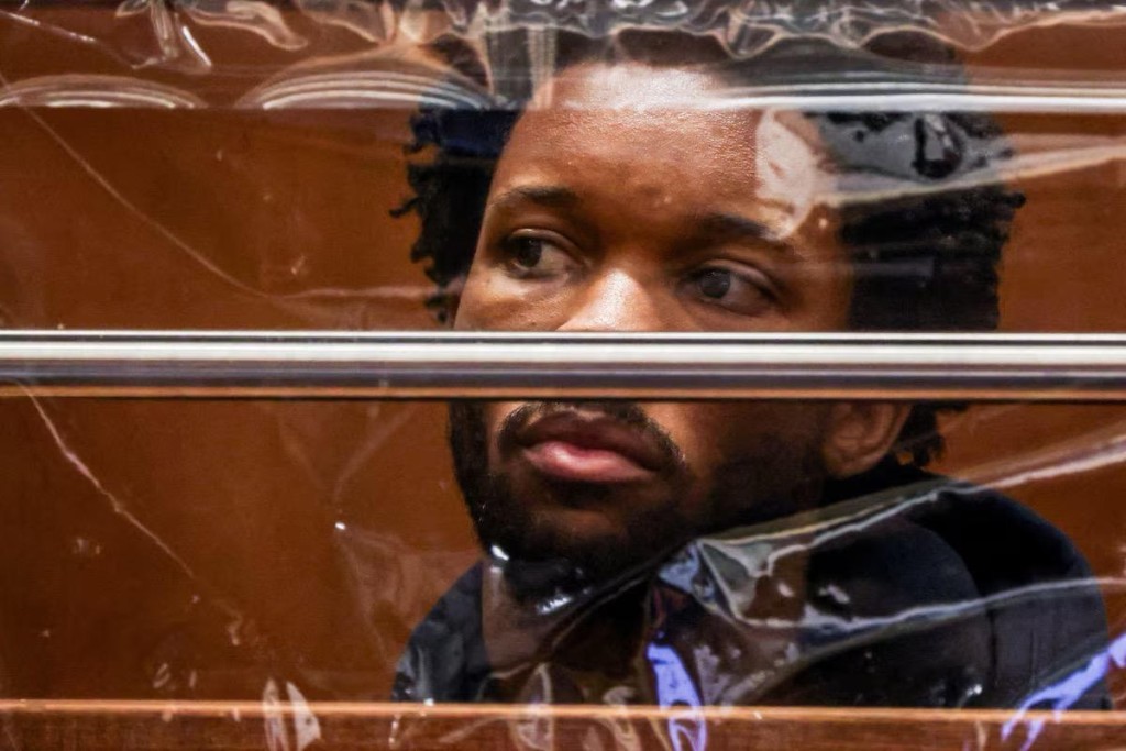 D4vd於周一上庭應訊，他否認包括謀殺、猥褻行為在內的全部控罪。