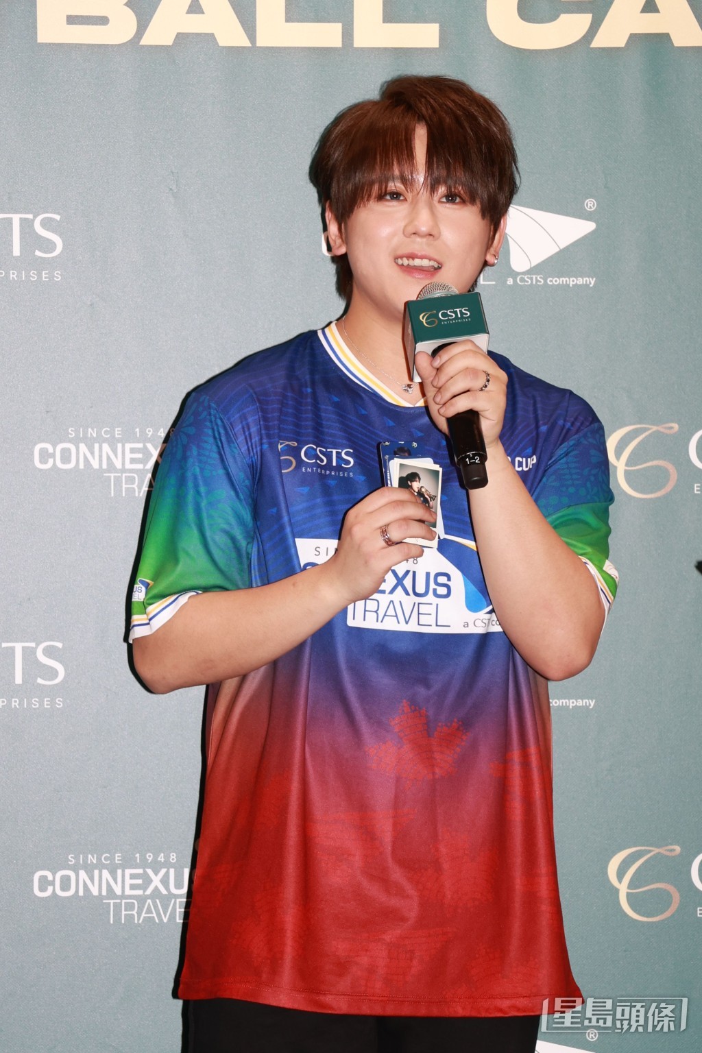 姜濤邀請大家一同欣賞賽事，考考眼光。