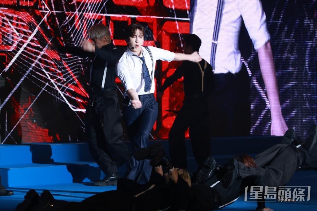 舞蹈演出相當吸引目光。