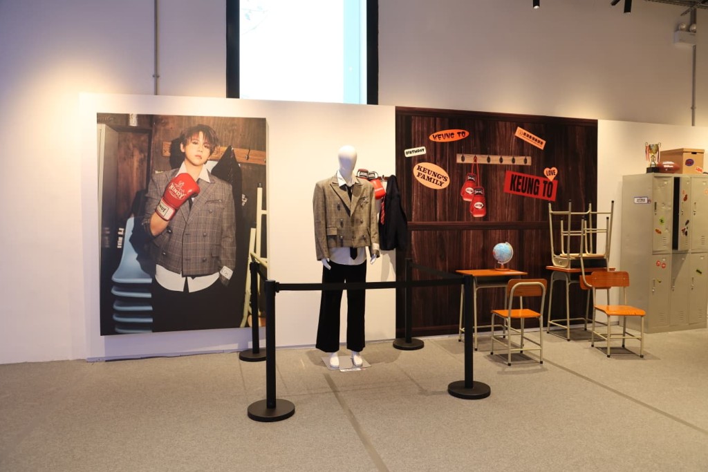 粉絲在展場內樂而忘返。