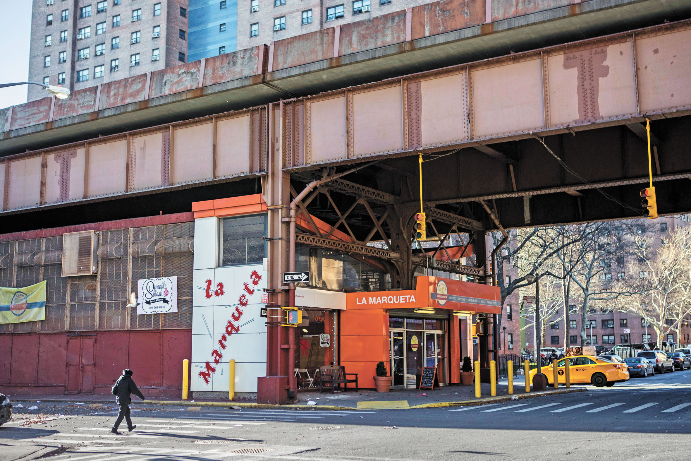 馬姆達尼提出在「拉馬凱塔」市場建立首家市營雜貨店。 Hiroko Masuike/紐約時報