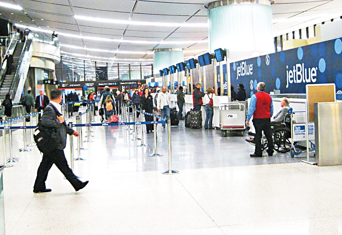 捷藍航空所在的C航站樓平時客流量很大。