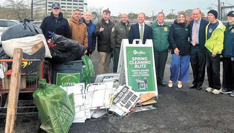 史島區長宣佈春季大掃除計劃。