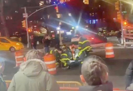 圖為案發現場救援人員正在救援中。Citizen視頻