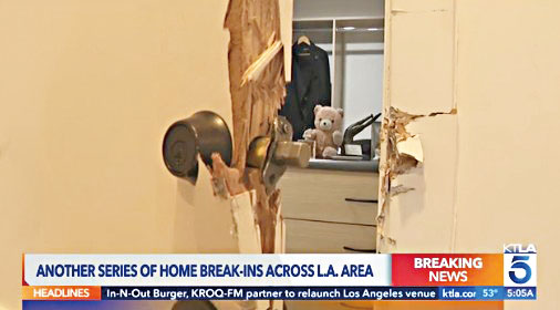 受害屋主圖伊特家裡的玻璃門和木屋均被竊賊破壞闖入。KTLA