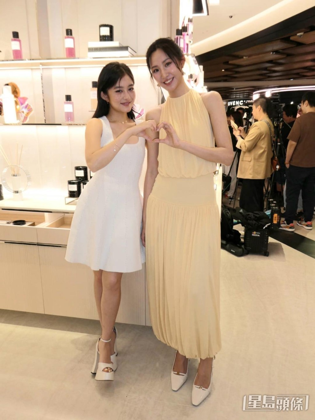 趙君瑜與林熙彤在活動上互相稱讚對方。