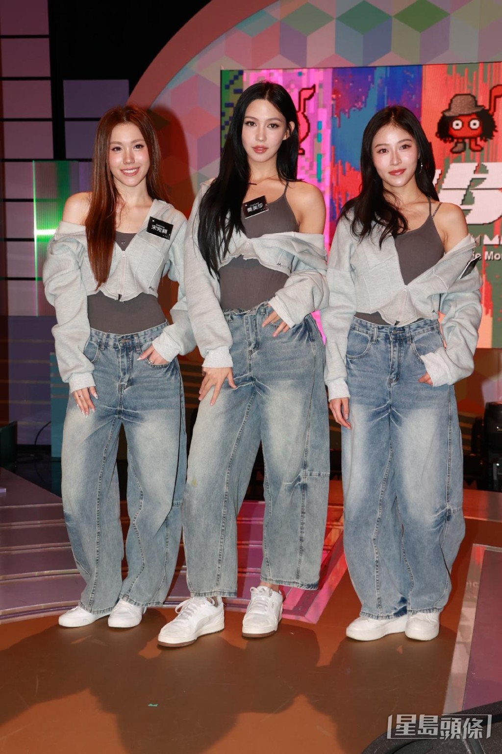 宋宛穎、喬美莎、倪樂琳三位均有機會在MV鏡頭中間展示自己。