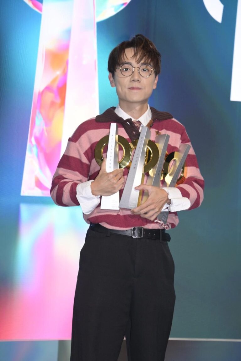十大中文金曲頒獎禮後記 林家謙趕餵狗 周殷廷避談 馮允謙滿足四獎