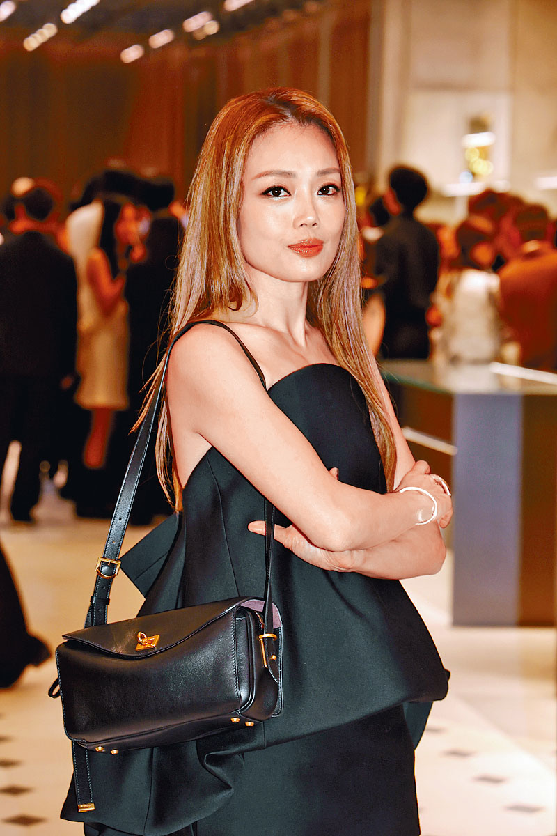 祖兒坦言是次參加公司家族騷感緊張。