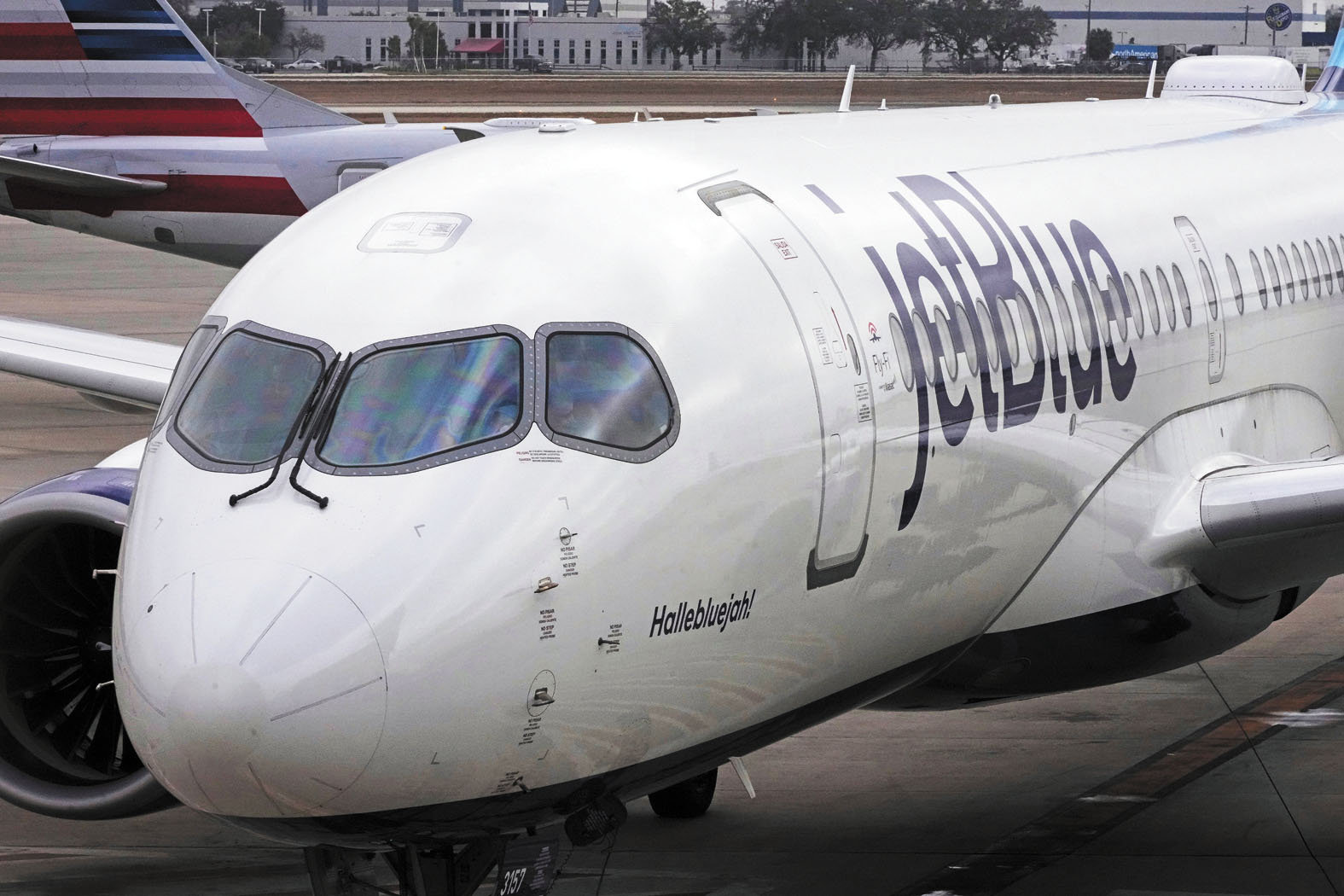 JetBlue被指利用客戶私人資料「因人」設定機票價格。美聯社資料圖片