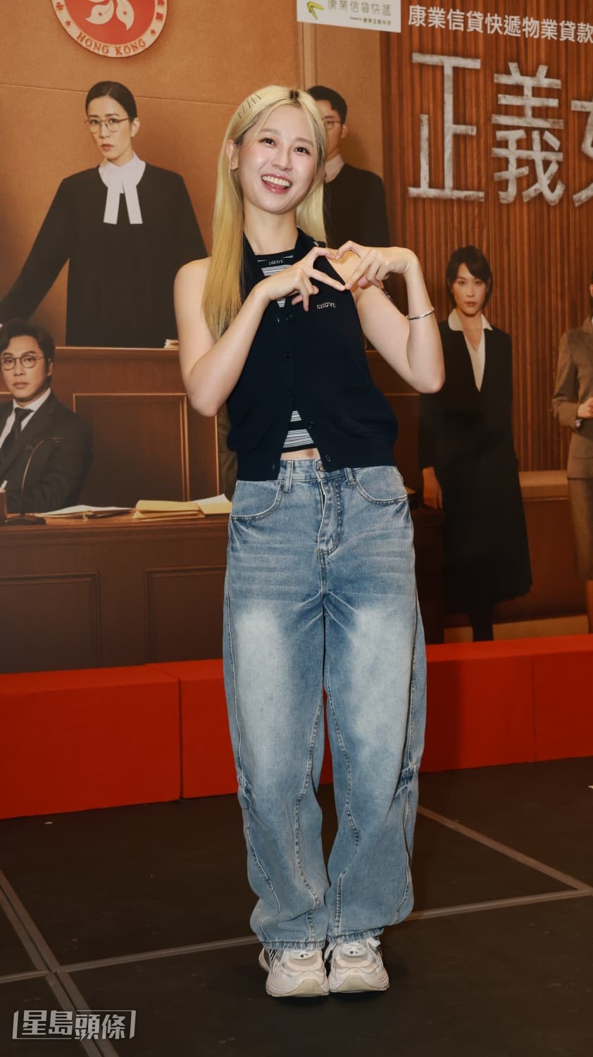 倪嘉雯稱讚隊友俞可程非常努力，會督促大家練習舞蹈。