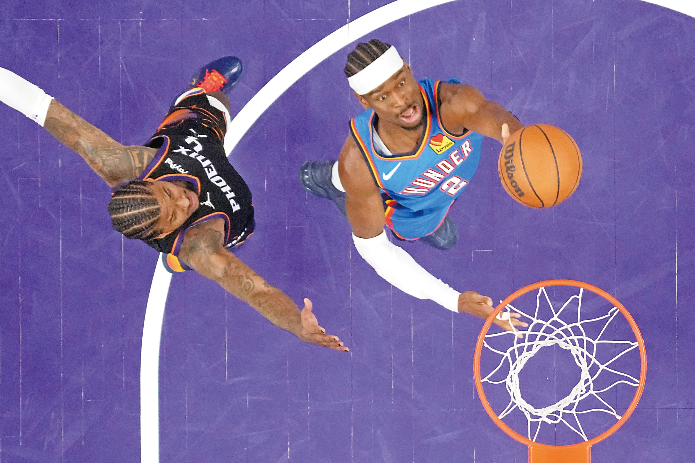 亞歷山大上籃得分，勢不可擋。路透社