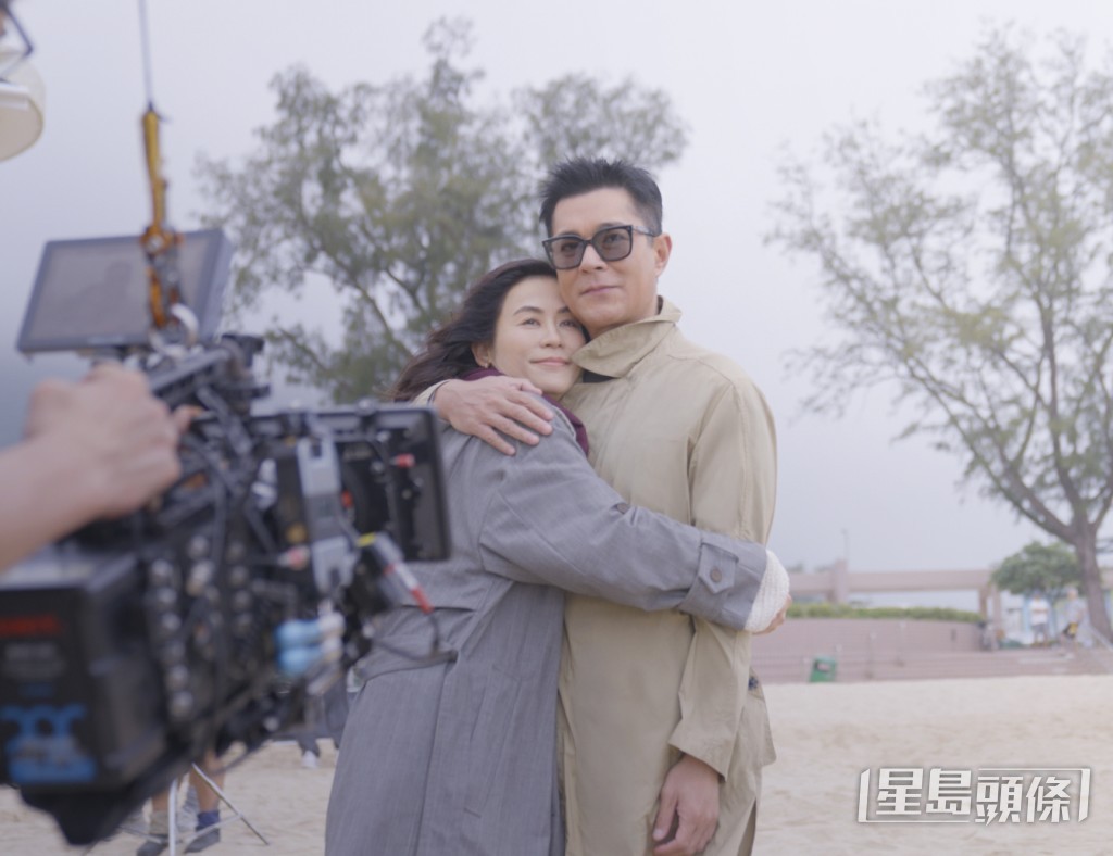 古天樂坦言，與宣萱合作多年，從未試過一齊合唱。