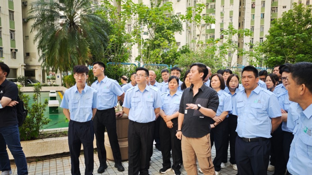 外勞保安性價比高 引發對本地基層就業影響的討論