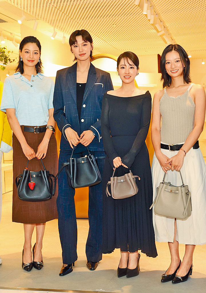（左起）盧慧敏、王丹妮、韓國女星朴寶英、kayan9896在活動上開心合照。