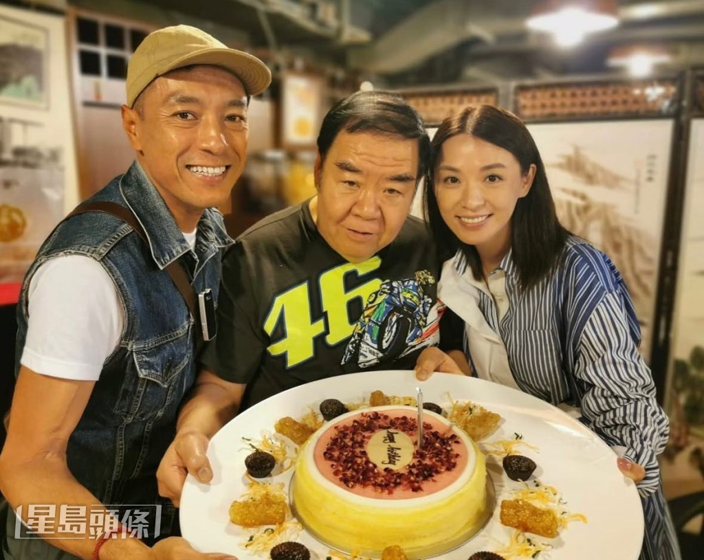 陳煒視鄭則仕為非常重要的良師，對方非常樂於親身指導。
