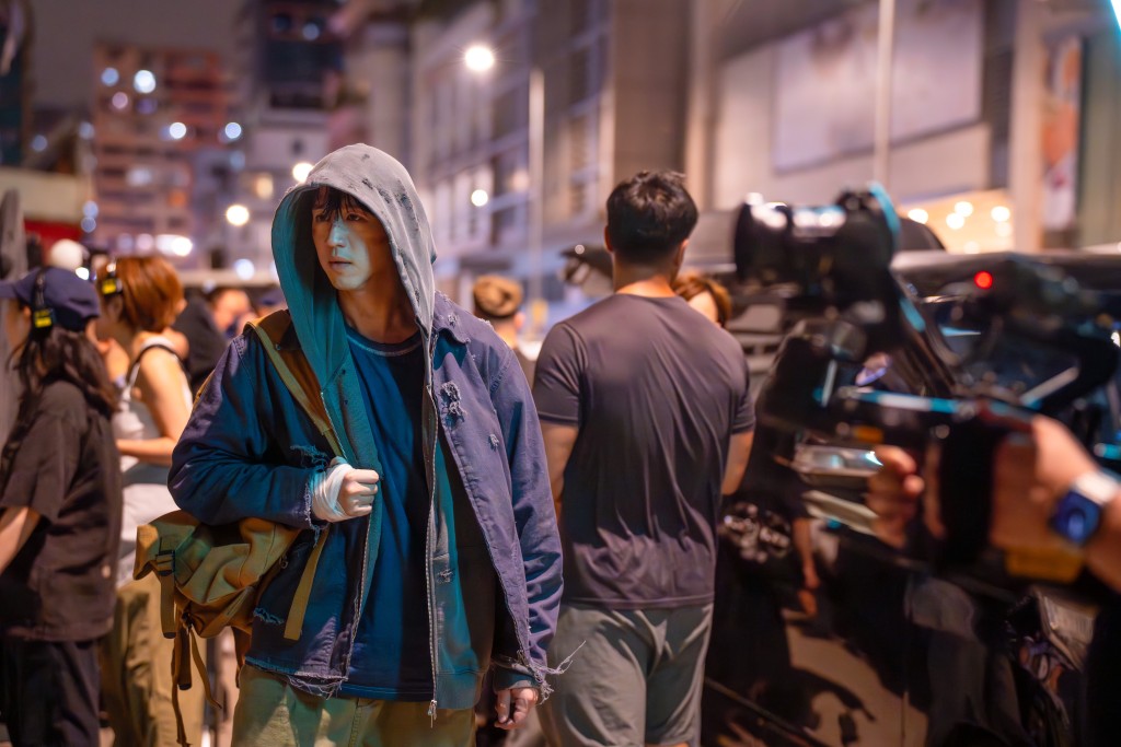 馮允謙藉出道15年的新歌，嘗試突破自我。