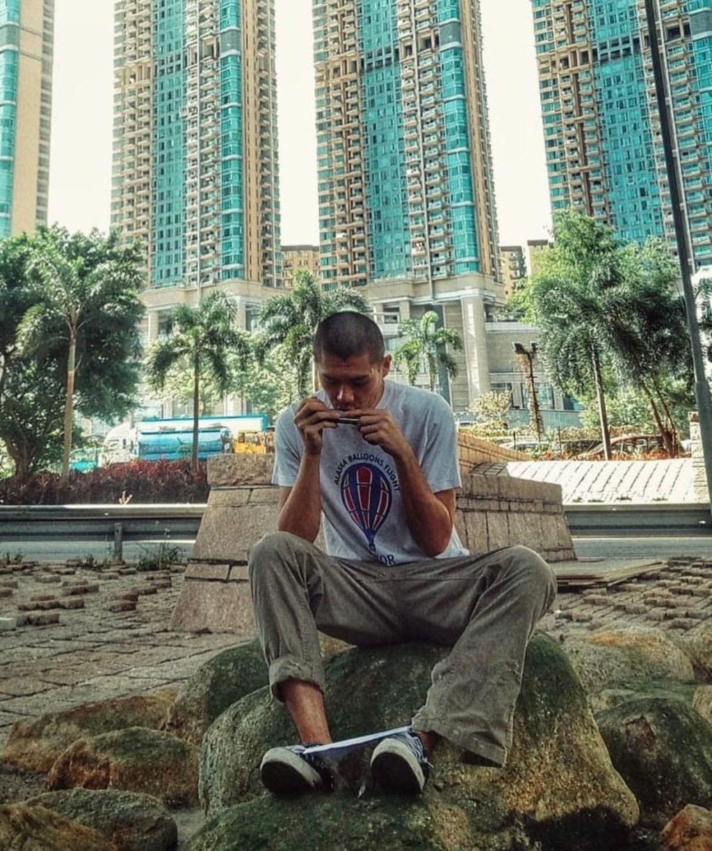 在電影《濁水漂流》中飾演失語離家青年，是柯煒林事業的關鍵轉捩點。