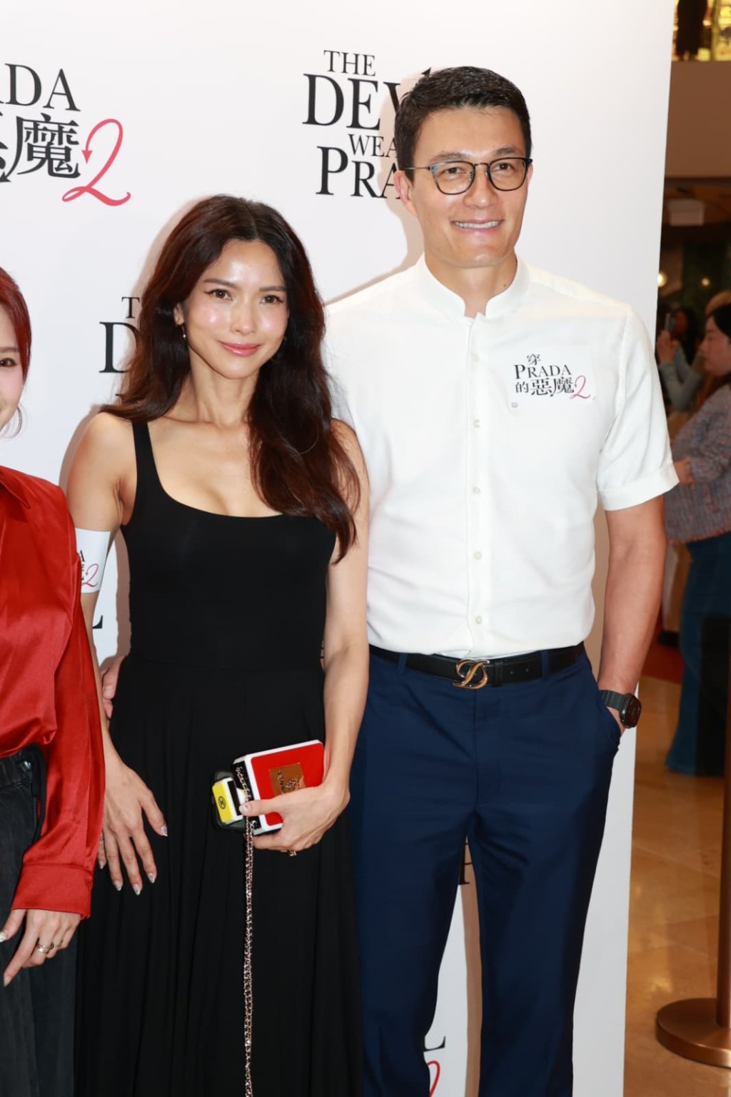 黃婉君（Rosanne）於2009年與混血牙醫結婚。