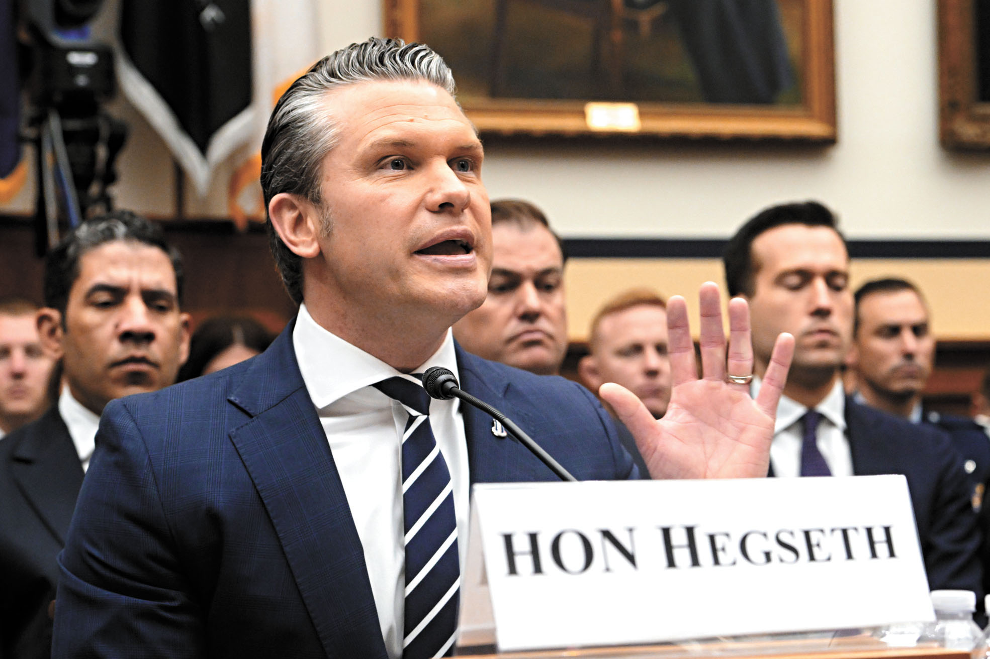 赫格塞斯29日在眾議院軍事委員會出席國防部2027財年預算的會議。美聯社