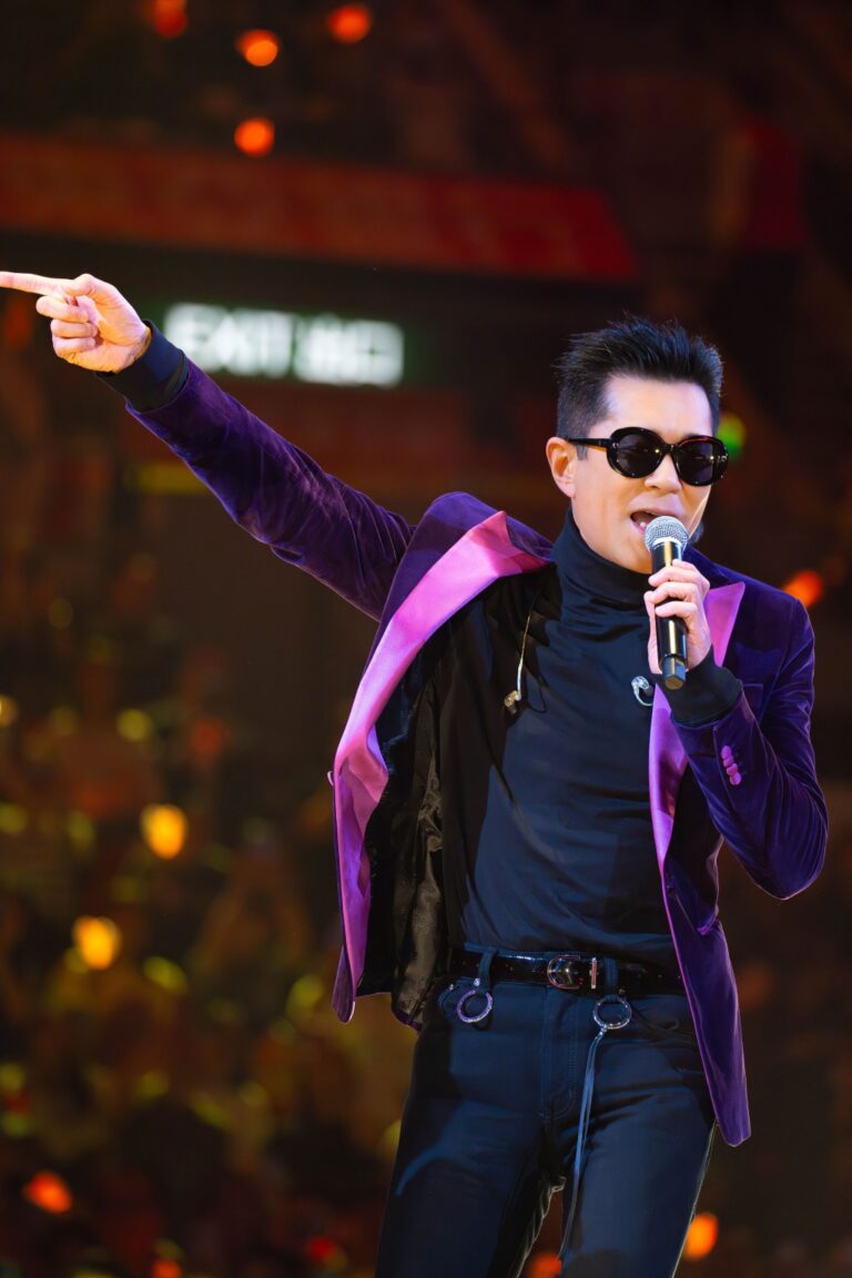 古天樂現身草蜢演唱會清唱經典　蔡一傑分享治療期間感動時刻