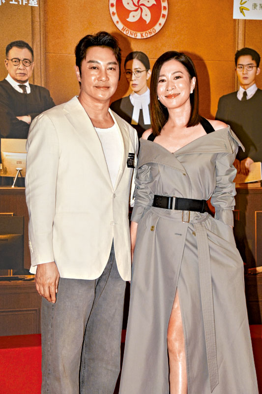 佘詩曼、譚耀文齊亮相《正義女神》大結局活動。