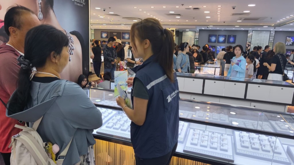 五一黃金周訪港內地團逾800個 旅監局巡查確保秩序良好