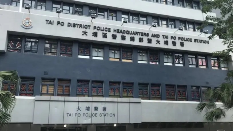 粉嶺露天停車場兩貨車遭縱火 警方追緝兩名涉案男子