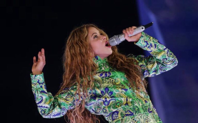 Shakira Copacabana沙灘騷創紀錄 200萬觀眾超越娜姐