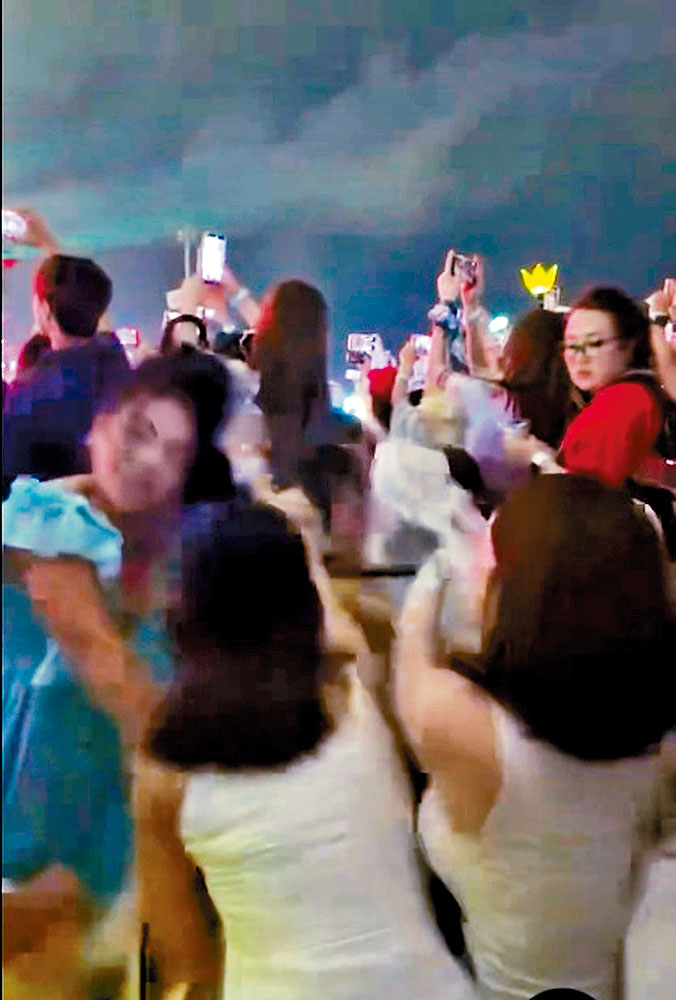 有一群女fans為爭位睇GD，憤而打起上嚟！