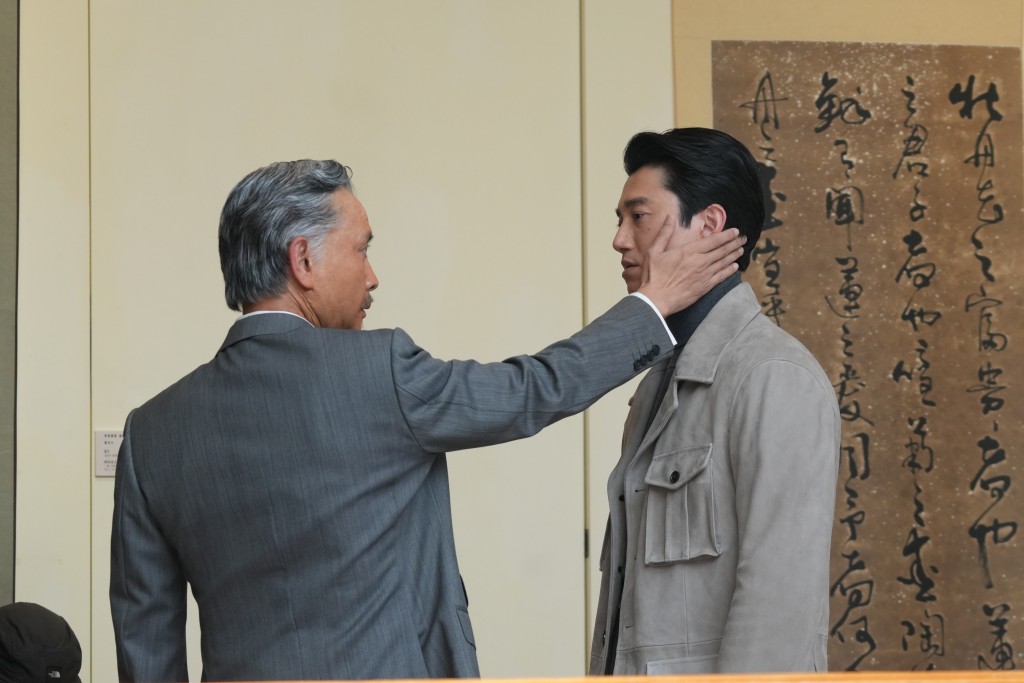 謝君豪毫不留力掌摑吳慷仁。