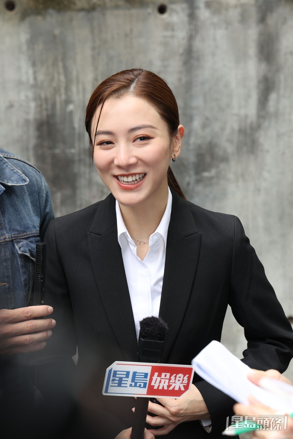 王敏奕被讚相當靚女。