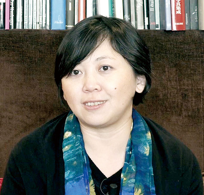 華裔作家李翊雲（Yiyun Li）憑回憶錄《自然萬物只是生長》榮獲本屆普立茲獎回憶錄/自傳獎。維基百科