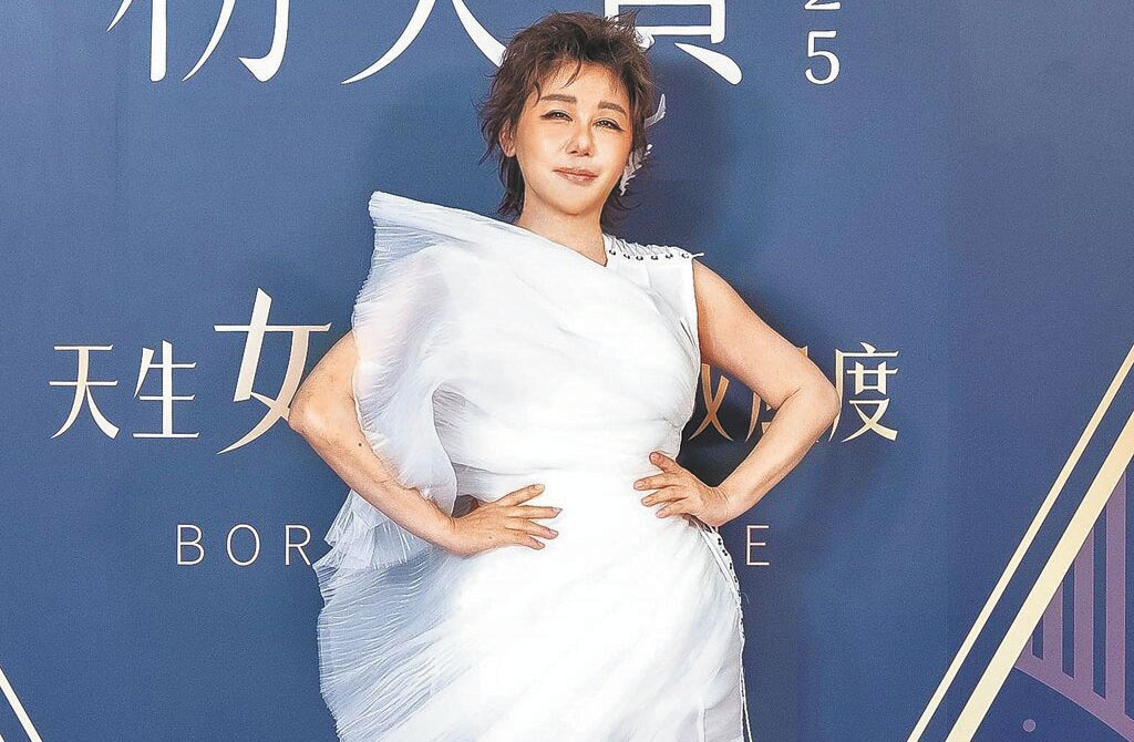 ■藍心湄分享身世故事。網上圖片