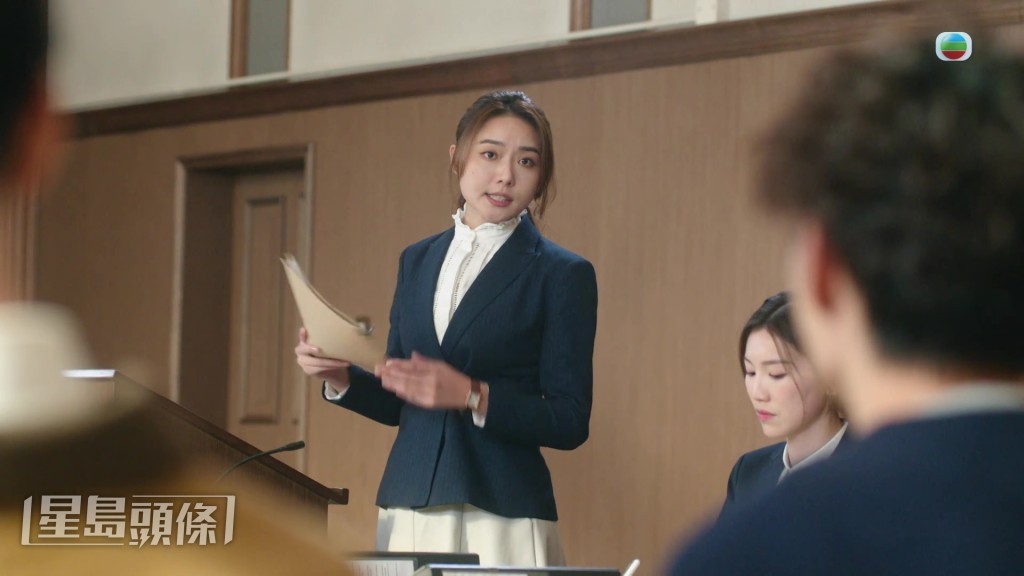 戴祖儀在劇集《正義女神》中飾演一名檢控官。