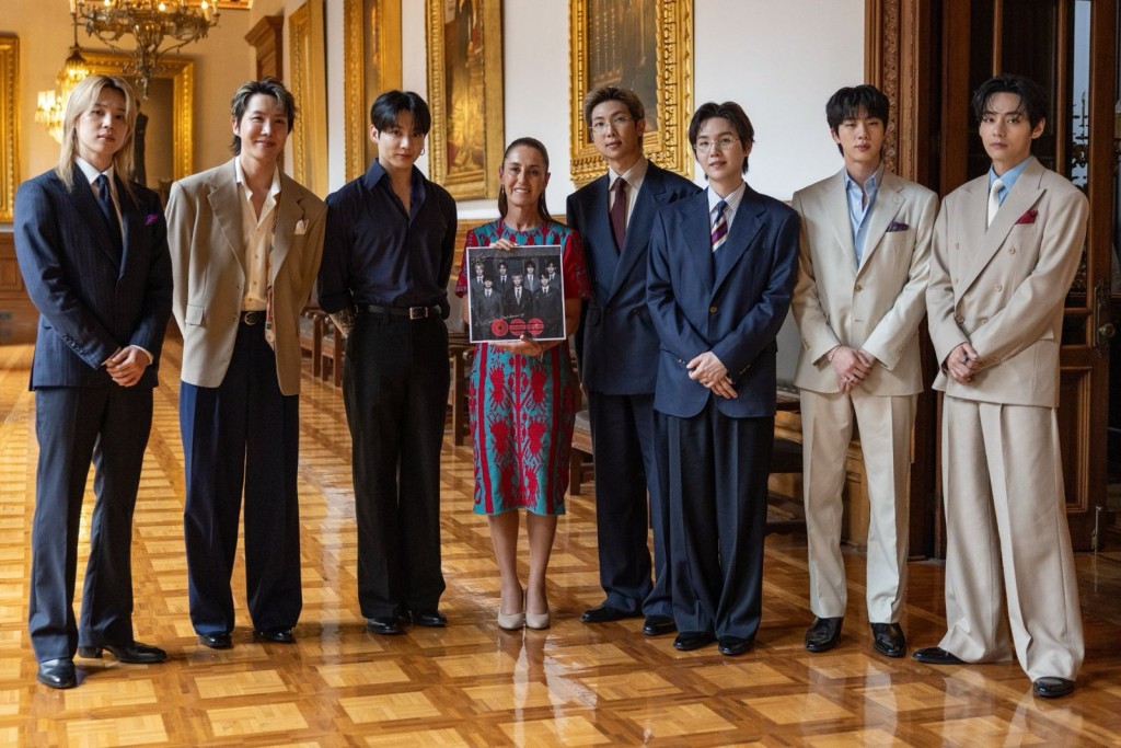 隊長RM以英語和西班牙語致謝,表示十分期待9日開始的墨西哥巡演。