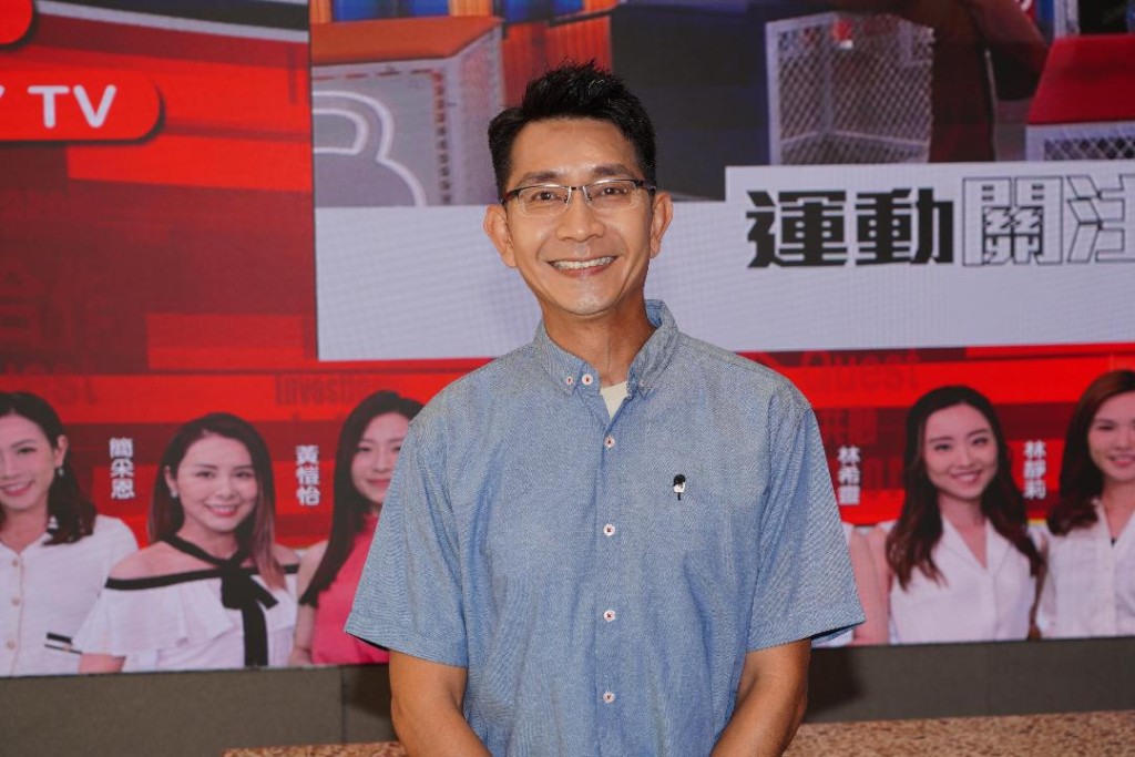 李尚正就新台徽顏色組合展現幽默感。
