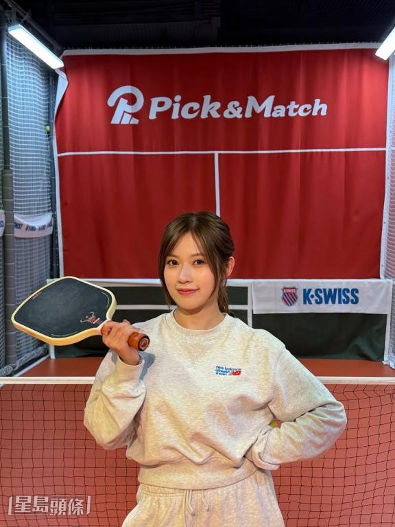 波波近日也有做運動，玩起了匹克球（pickleball）。