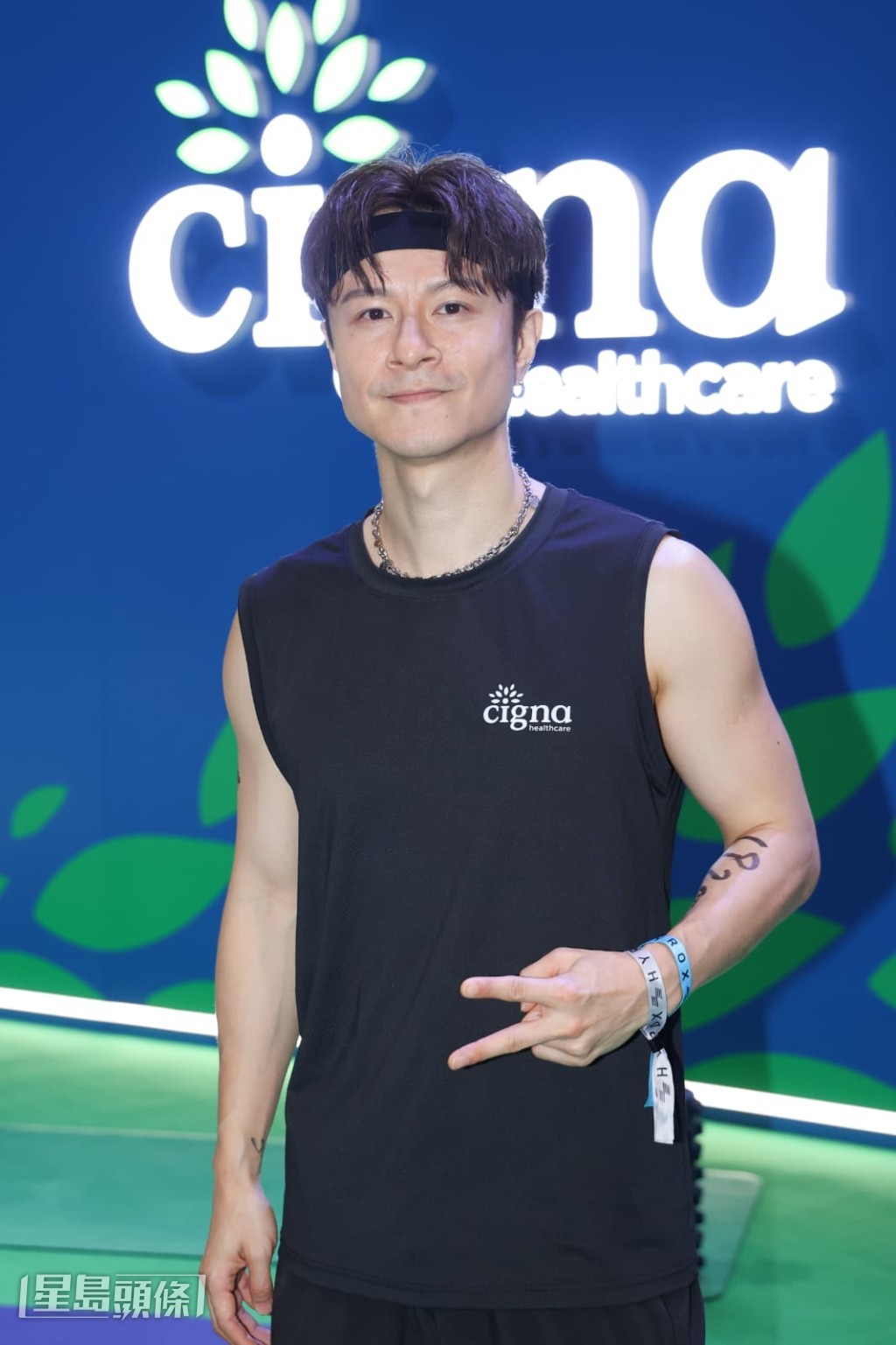 周嘉洛特意與滕麗名慶祝母親節，笑言慶祝只是「濕碎事」。
