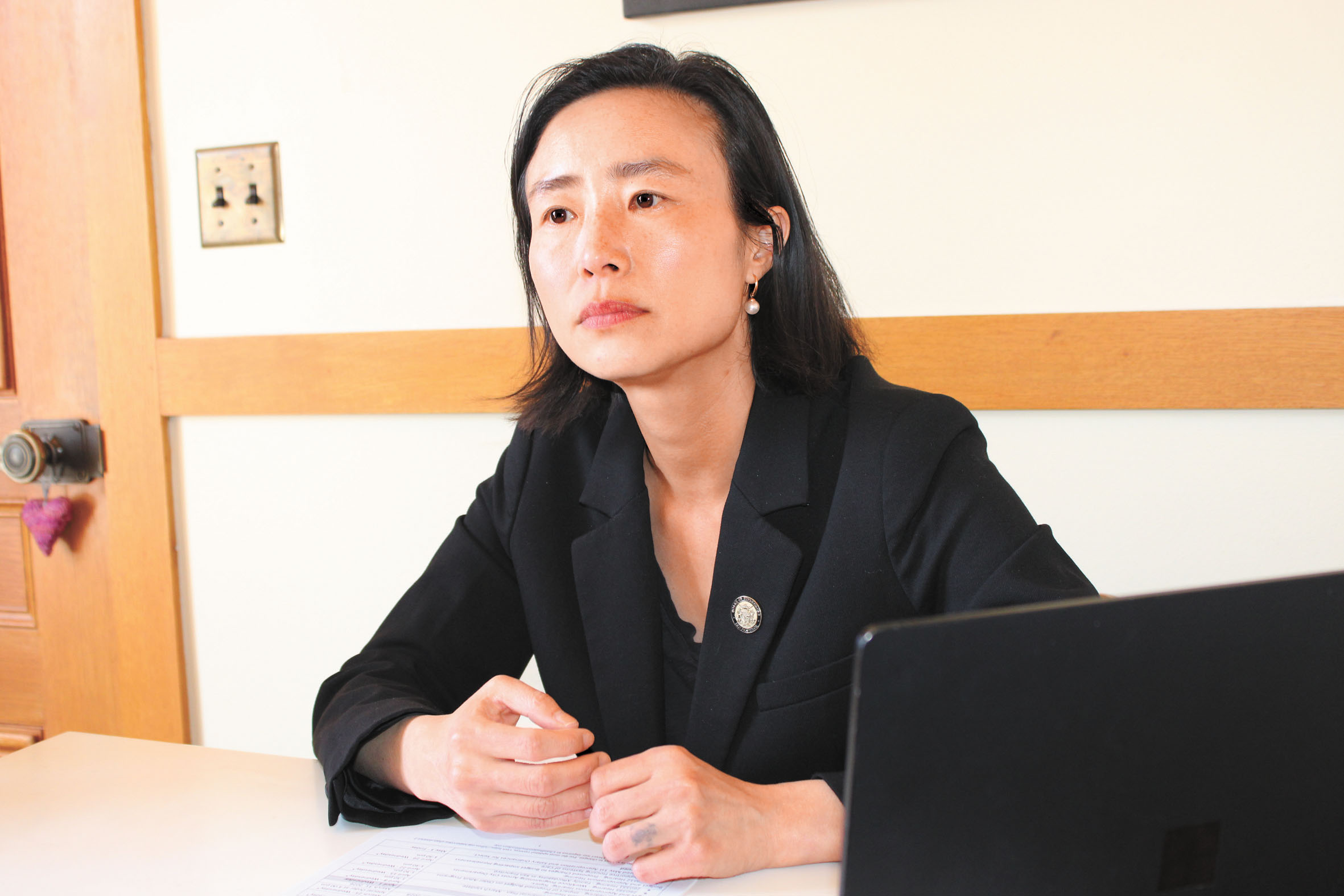 市參事會預算及撥款委員會主席陳詩敏介紹預算情況。記者陳程威攝