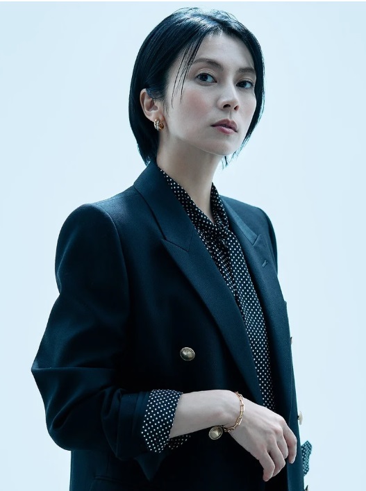 久未露面的日本女星柴咲幸，憑《醜聞前夕》入圍最佳女主角。