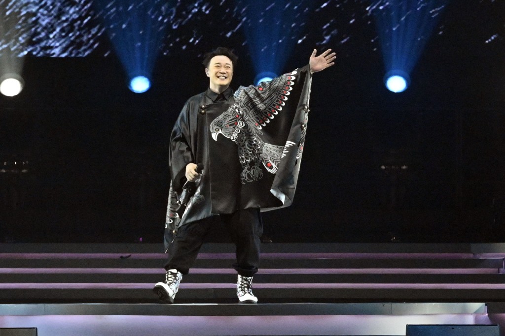 陳輝陽形容陳奕迅在演唱會中扮演「定海神針」的角色。