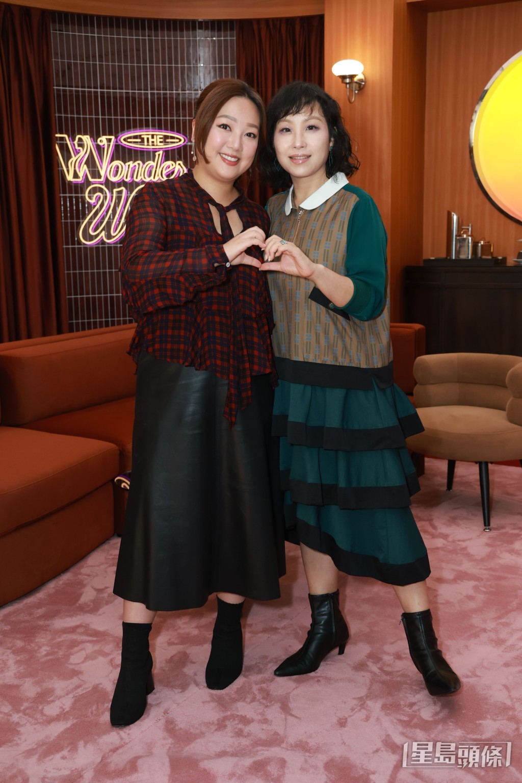 蝦頭和妹頭今日擔任HOY《九運會客室》節目嘉賓。