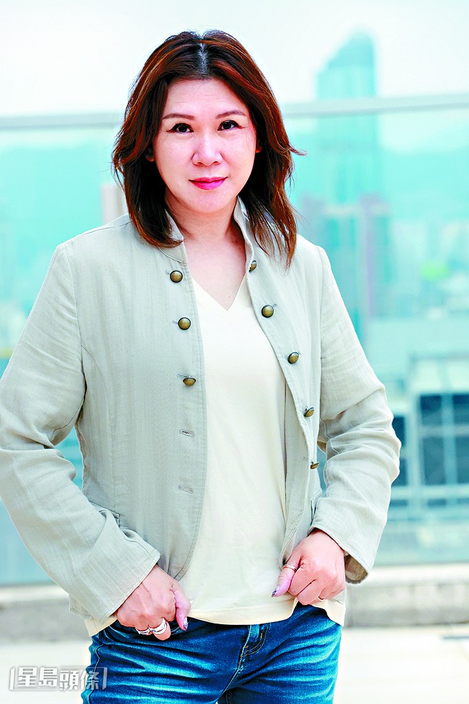崔加寶為了三位子女,曾特意參加家長班學習如何成為更好的母親。